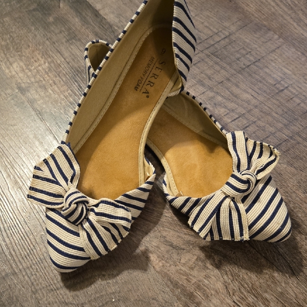 NEW Sierra Striped Flats with Bow Accent - Picture 4 of 4